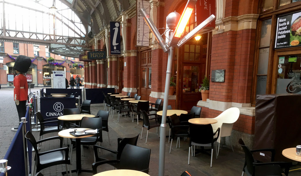 Outside seating area Cinnamon Cafe